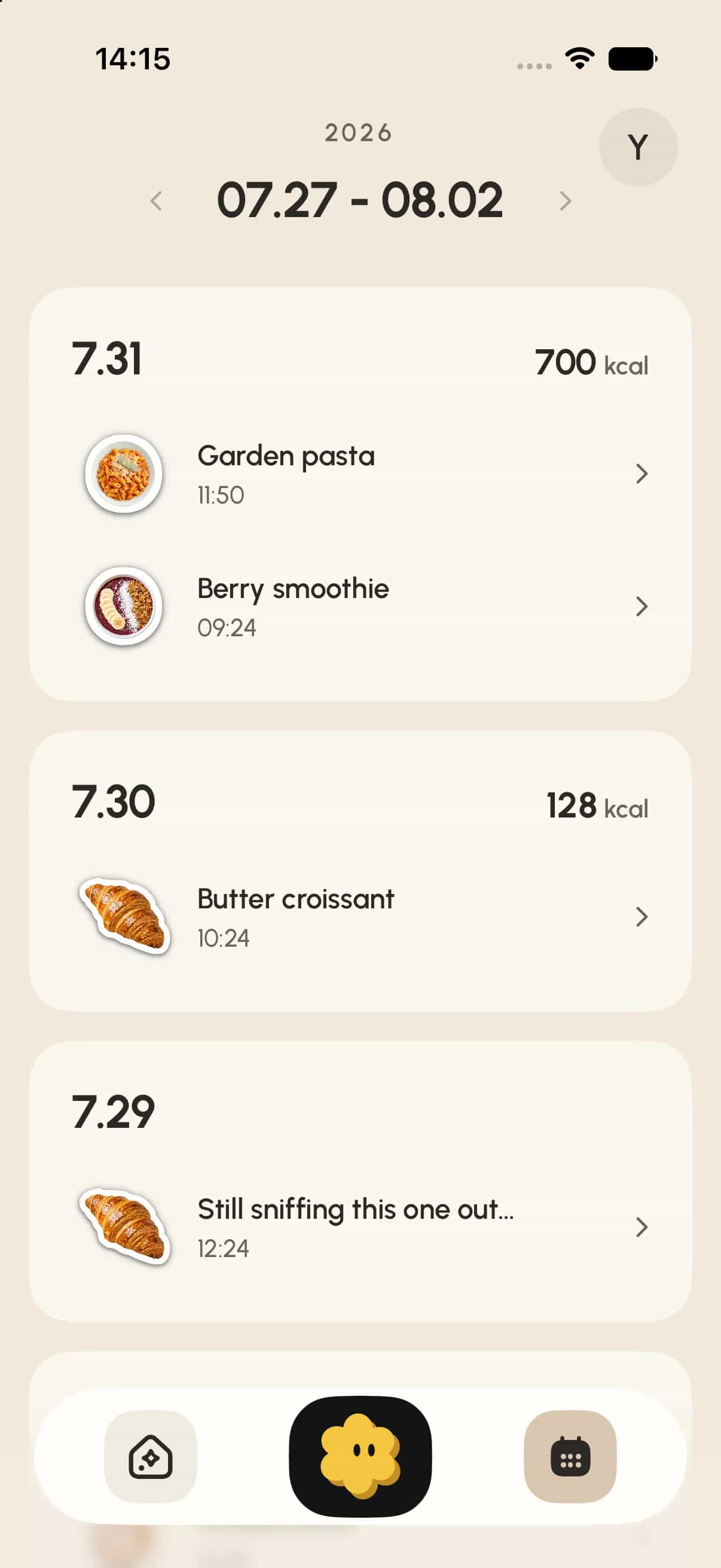 bling calendar screen: a week of kept days with meal stickers and daily kcal totals